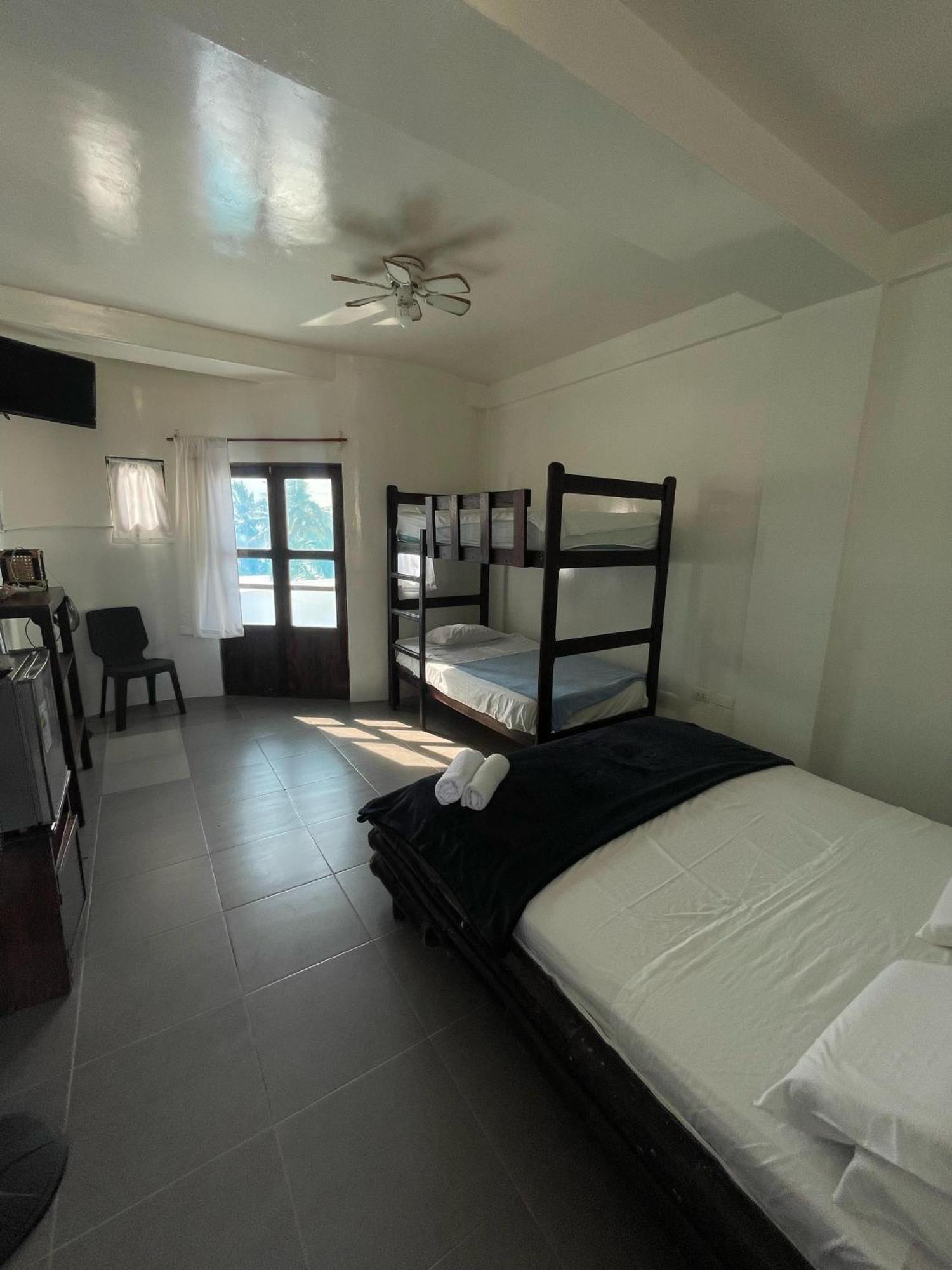 Loki Del Mar Hostel Mancora Luaran gambar