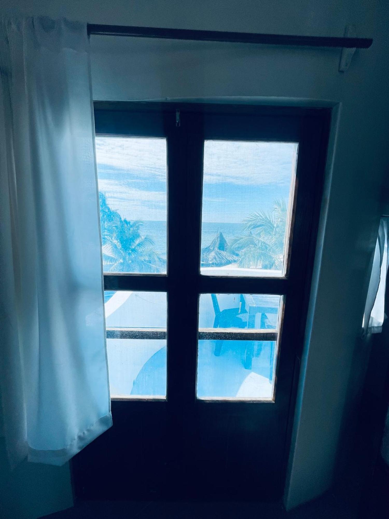 Loki Del Mar Hostel Mancora Luaran gambar