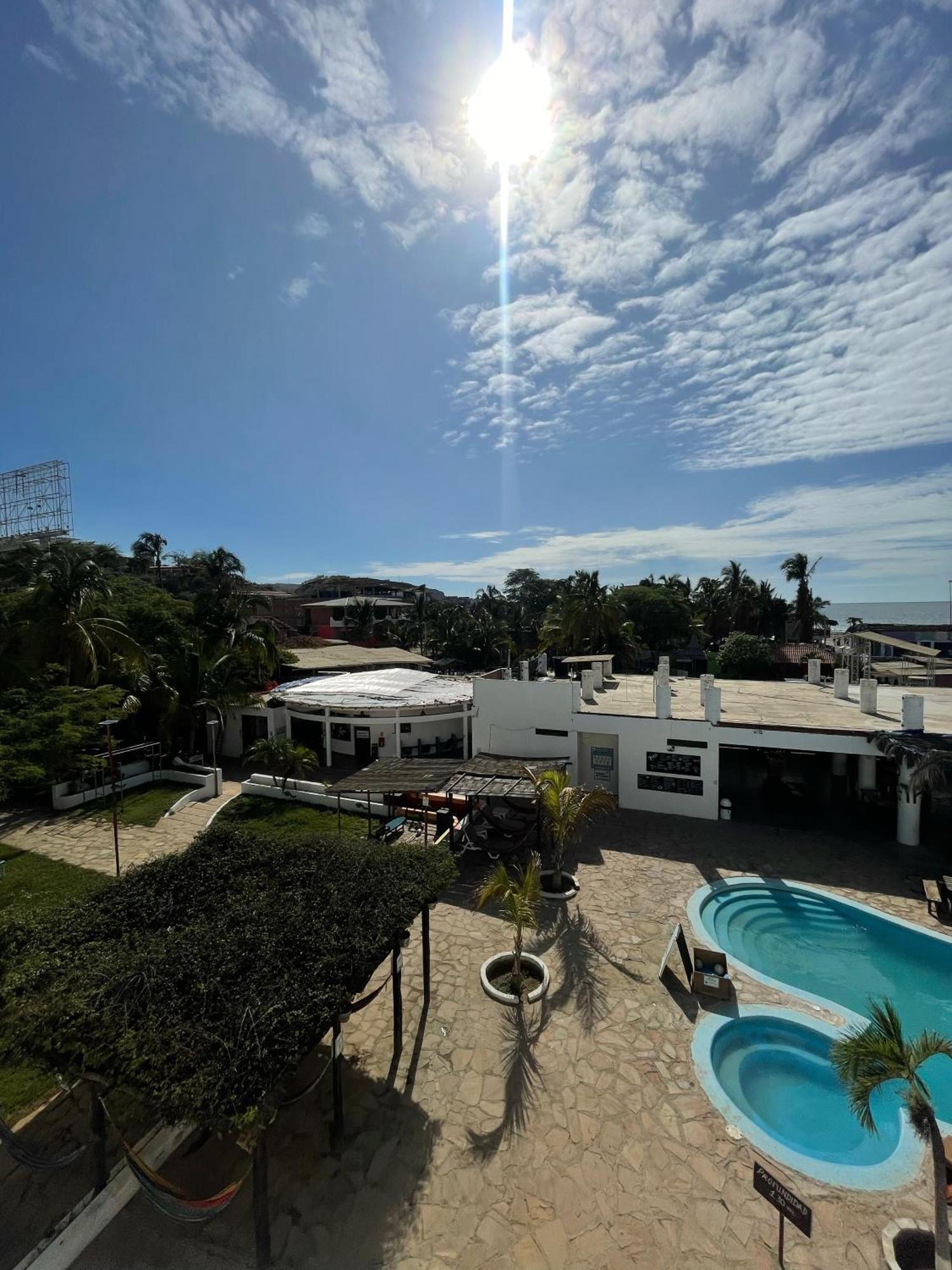 Loki Del Mar Hostel Mancora Luaran gambar